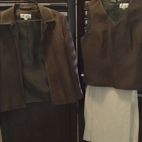 Three piece suit - Picture 2 of 3